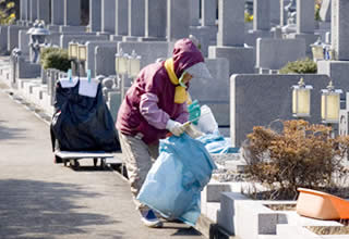 お墓のメンテナンス